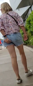 Walk on by with that fat assss