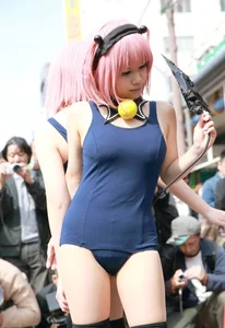 Sexy Asian girls in Cosplay outfits