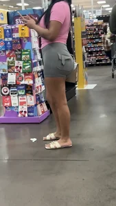 Latina in tiktok legging shorts