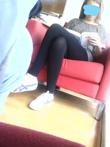 Hot Candid Girl in Tights And Sneakers Reading a Book With Crossed Legs Creepshot