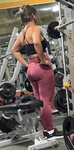 Juicy Big Hips and Tits in Red — Gym Hottie