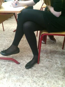 Teen with Skinny Legs in College Classroom - Hot Pantyhose Candid