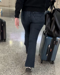 PAWG Hotwife in Tight Jeans Capped at Airport (OC + GIFS)