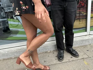 Hot Asian Girl Sexy Legs in Dress