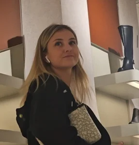 Sexy blonde in leggings