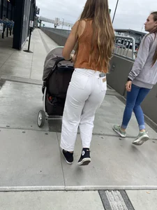 Jeans were all up in her