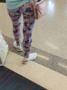 Flower print leggings blondie at the airport