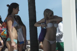 Sexy Florida beach bikini girls