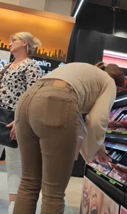Brunette with nice thick butt