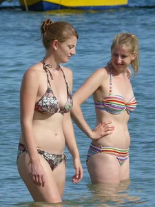 Candid beach and bikini babes