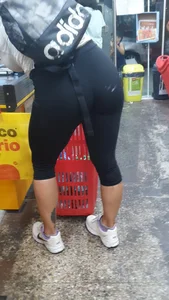 Black leggings Blonde