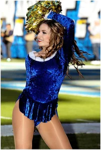 Candid cheerleaders