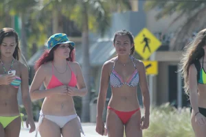 Another gallery of sexy Deerfield Beach girls in bikinis