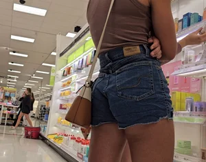 Juicy booties?