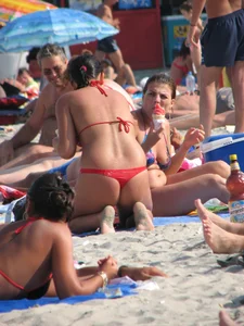 Candid beach and bikini babes