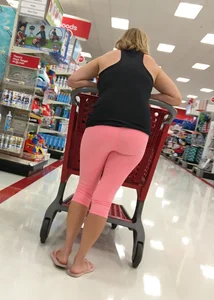 Milf at Target in pink leggings