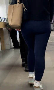 Gorgeous College girl in Tight Blue Leggings