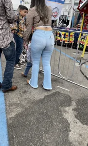 Booty in jeans (OC)