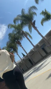 Bubble butt pawg w/ curly hair