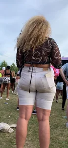 Pawg with bubble as in white jean shorts part 2