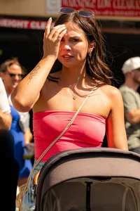 (OC) Pink tube top leggy MILF gorgeous face