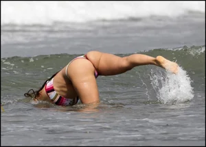 Brunette bubble going for a dip