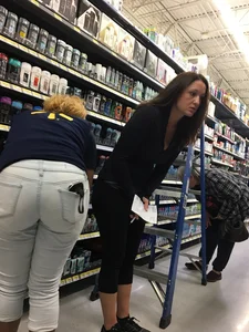 Walmart ebony employee in white jeans with a nice ass