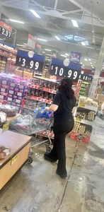 FATTEST ASS IN FLARES