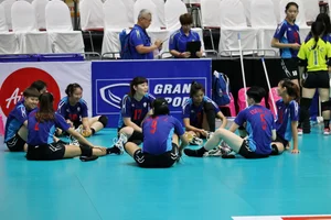 Thai candid volleyball girls