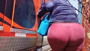 Super Fat Ass In Tight Sweatpants VPL OC ( BBW WARNING )