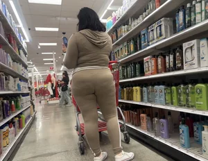 Big latina ass leggings vpl