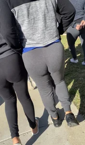 Booty runs in the family! ( 3 Generations of ass!)