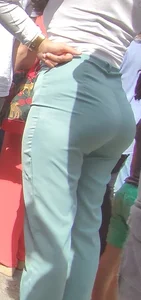 Nice teen ass in pants (first post and pics)