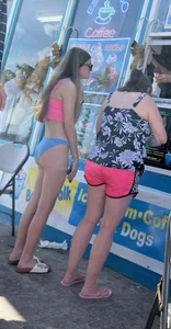 Suns out buns out (oc)