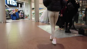 Very tight ass of slim T in grey leggings