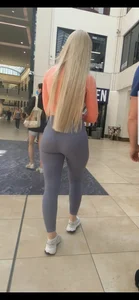 BLONDE WITH FATASS IN LULU!