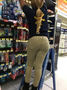 Ebony Walmart employee in tight jeans with a big booty