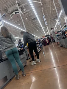 couple nice asses I capped