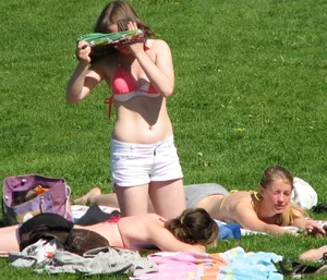 Bikini girls
