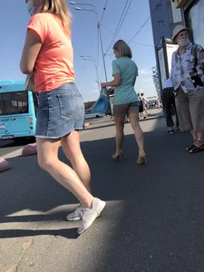 Milf in Denim Skirt With Nice Legs Street Creepshots Archive