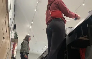 Lulu Worker with tight ass PART 5