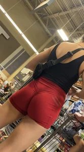 Battle Of The Blondes pt.1 (red vs blue)