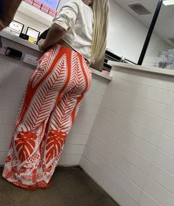 Latina with fat ass!