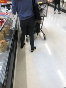 Grocery store booty