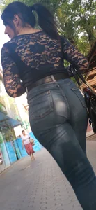 Armenian girl has gorgeous ass