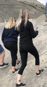 Nice leggings in the way