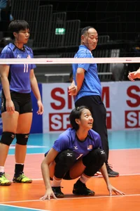 Thai candid volleyball girls