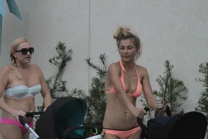 Deerfield Beach bikini girls