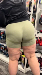 BBW with cheeks