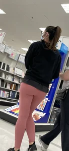 Tight pink